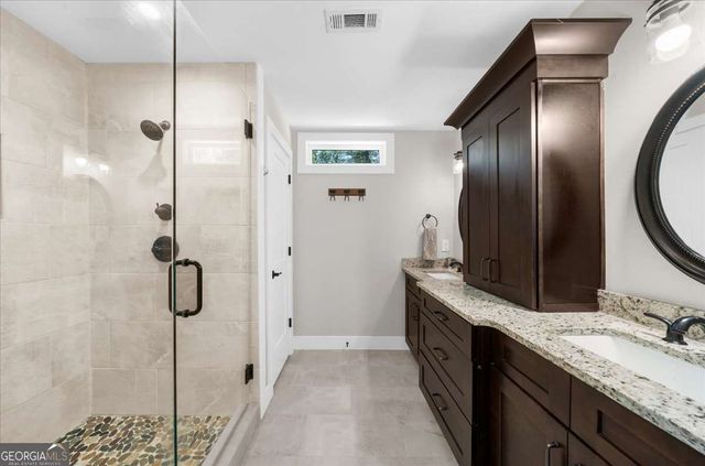8960 Browns Bridge Road, Gainesville, GA 30506