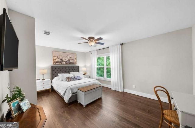 8960 Browns Bridge Road, Gainesville, GA 30506
