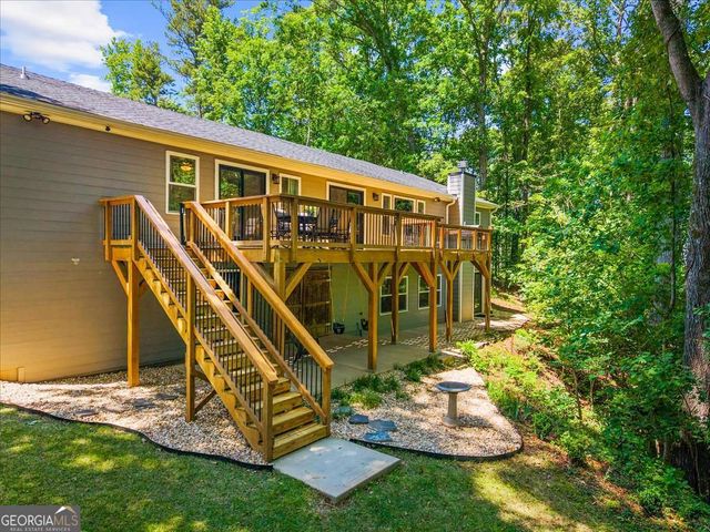 8960 Browns Bridge Road, Gainesville, GA 30506
