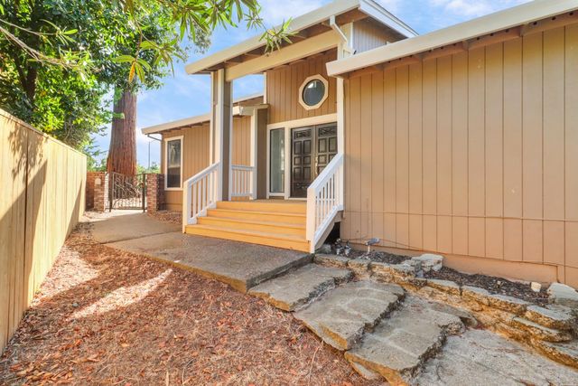 8023 Ridgeglen Way, Fair Oaks, CA 95628