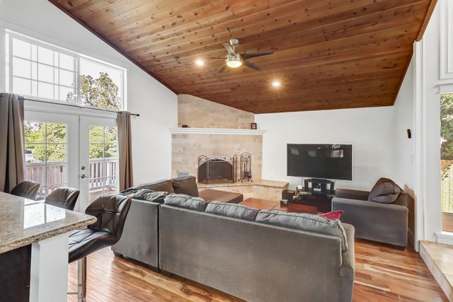 8023 Ridgeglen Way, Fair Oaks, CA 95628