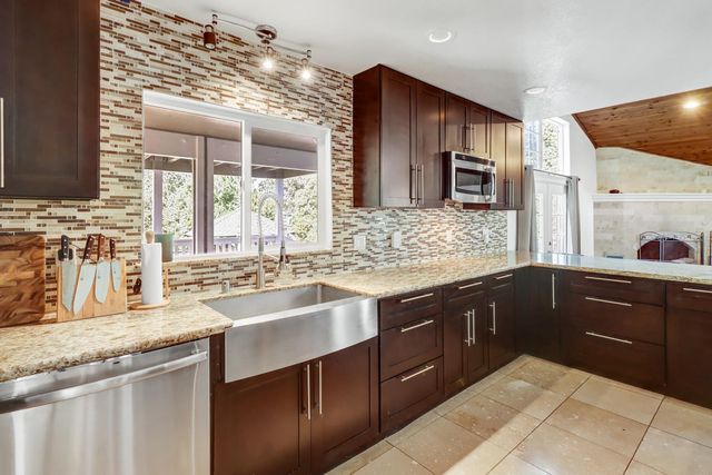 8023 Ridgeglen Way, Fair Oaks, CA 95628