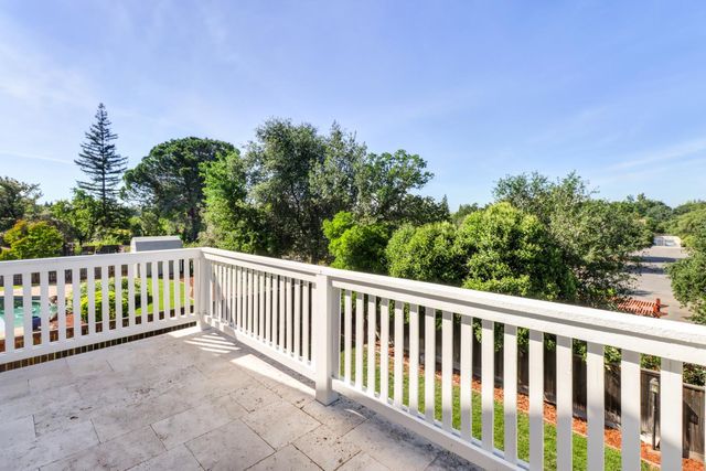 8023 Ridgeglen Way, Fair Oaks, CA 95628