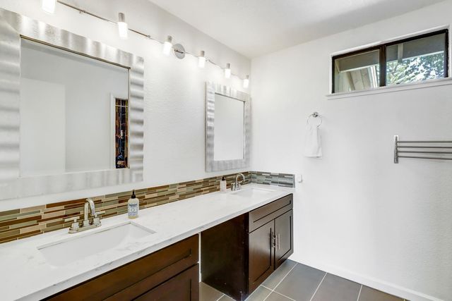 8023 Ridgeglen Way, Fair Oaks, CA 95628