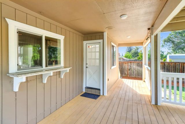 8023 Ridgeglen Way, Fair Oaks, CA 95628