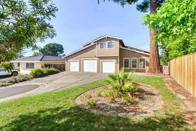 8023 Ridgeglen Way, Fair Oaks, CA 95628