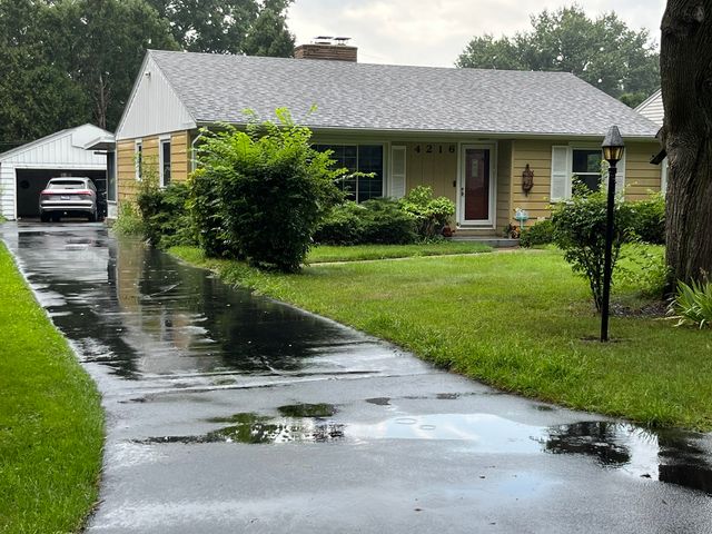 4216 Pinecrest Road, Rockford, IL 61107