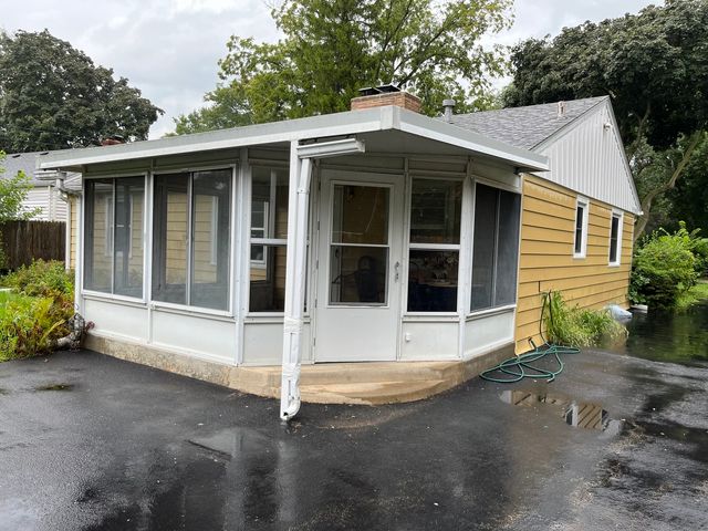 4216 Pinecrest Road, Rockford, IL 61107