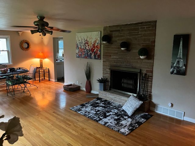 4216 Pinecrest Road, Rockford, IL 61107