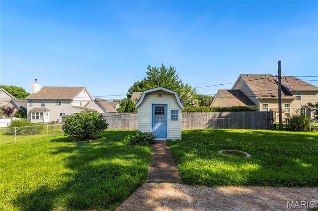 12011 Bobbett Drive, Maryland Heights, MO 63043