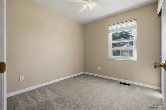 12011 Bobbett Drive, Maryland Heights, MO 63043