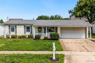 12011 Bobbett Drive, Maryland Heights, MO 63043