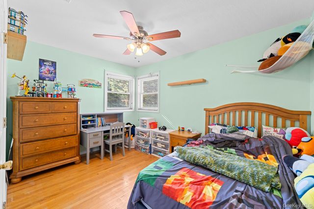 30 44th Street, Lindenhurst, NY 11757