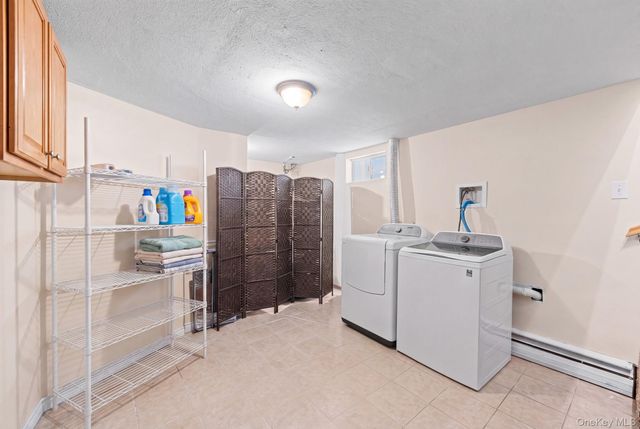 30 44th Street, Lindenhurst, NY 11757