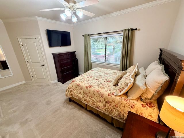 1306 WOODED KNL, San Antonio, TX 78258