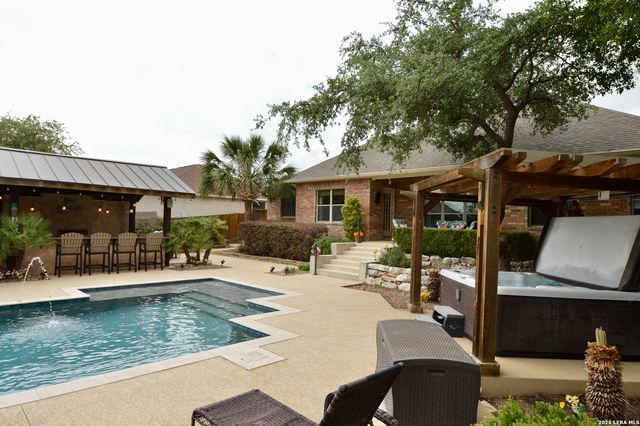 1306 WOODED KNL, San Antonio, TX 78258