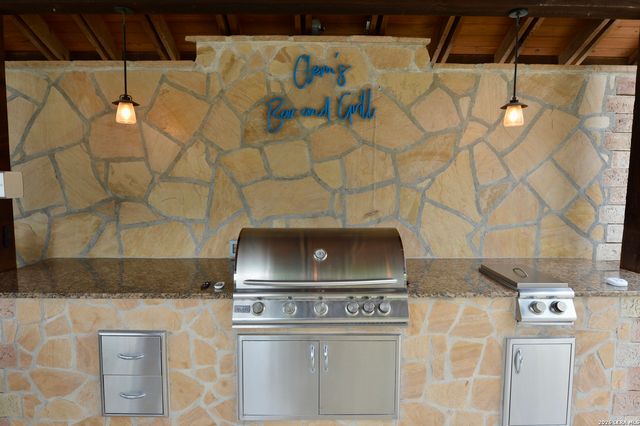 1306 WOODED KNL, San Antonio, TX 78258