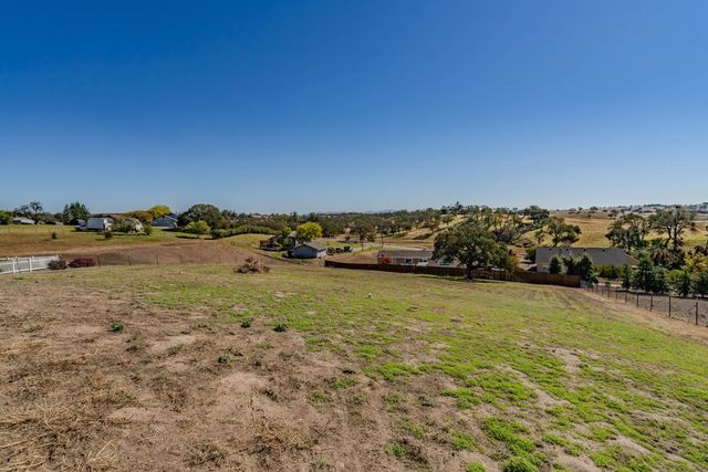 3336 Flint Trl, Ione, CA 95640