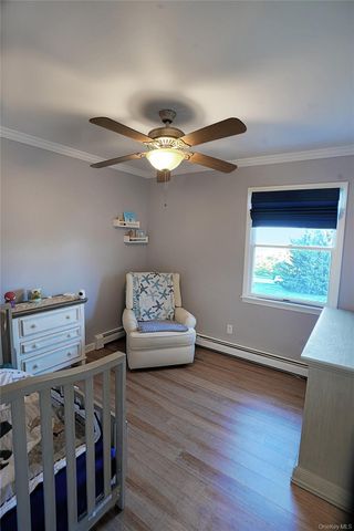 16 Four Winds Drive, Poughkeepsie, NY 12603
