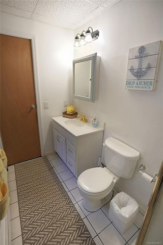 16 Four Winds Drive, Poughkeepsie, NY 12603