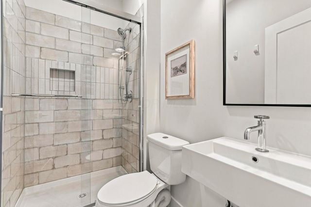 75 E Russell Street, Columbus, OH 43215