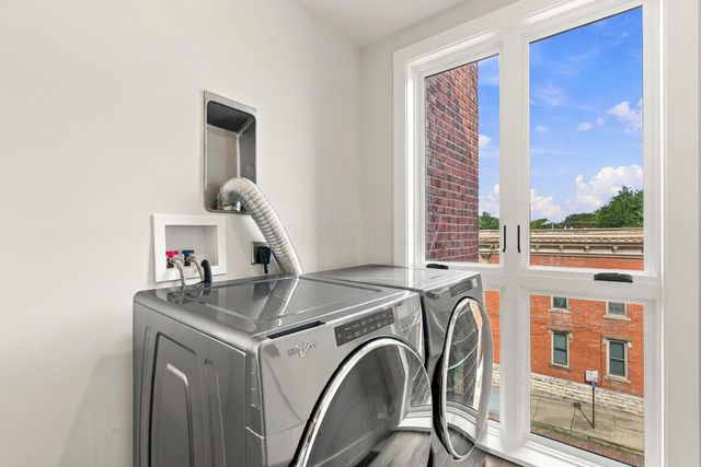 75 E Russell Street, Columbus, OH 43215
