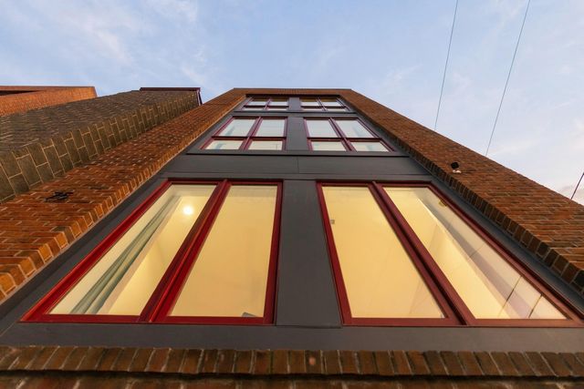 75 E Russell Street, Columbus, OH 43215