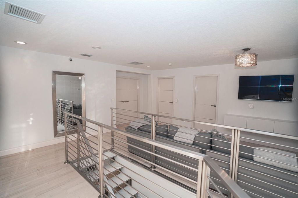 Image 16 of property listing at 7035 BRESCIA WAY, Orlando, FL 32819