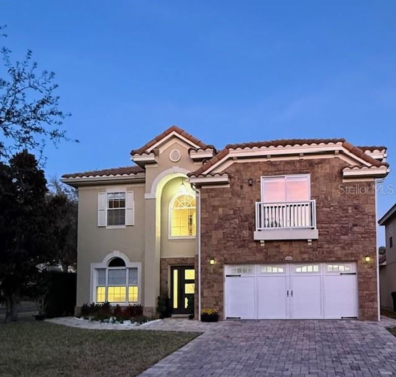 Image 4 of property listing at 7035 BRESCIA WAY, Orlando, FL 32819