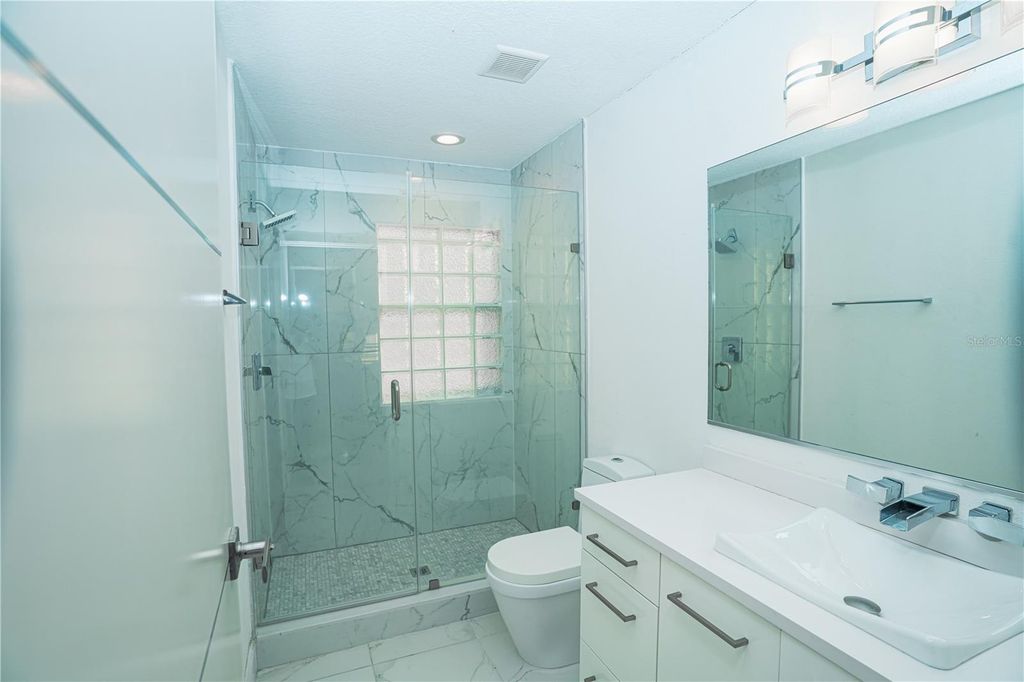 Image 31 of property listing at 7035 BRESCIA WAY, Orlando, FL 32819