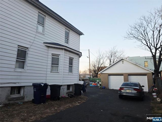 84 Kansas Street, Hackensack, NJ 07601