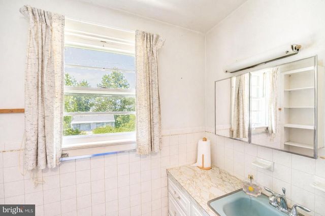 489 BLACK MATT RD, Douglassville, PA 19518