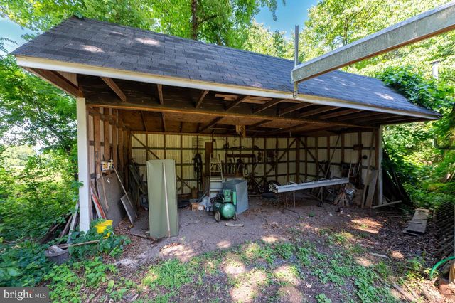 489 BLACK MATT RD, Douglassville, PA 19518
