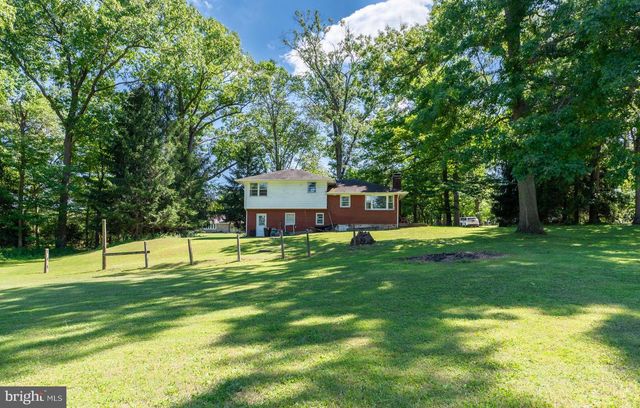 489 BLACK MATT RD, Douglassville, PA 19518