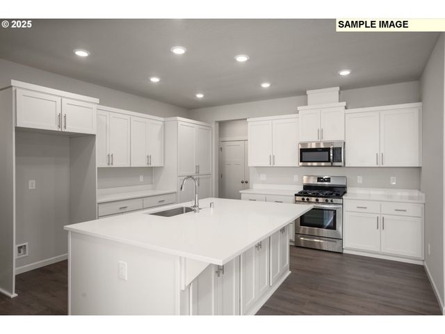 51096 Sw Klompen St. H138, Scappoose, OR 97056