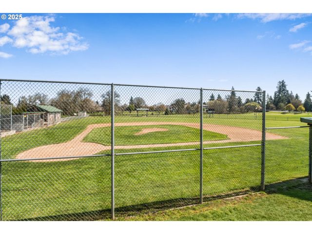 51096 Sw Klompen St. H138, Scappoose, OR 97056