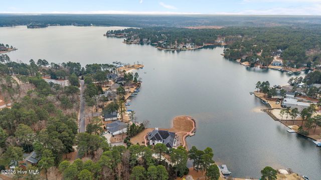 113 Simmons Drive, West End, NC 27376