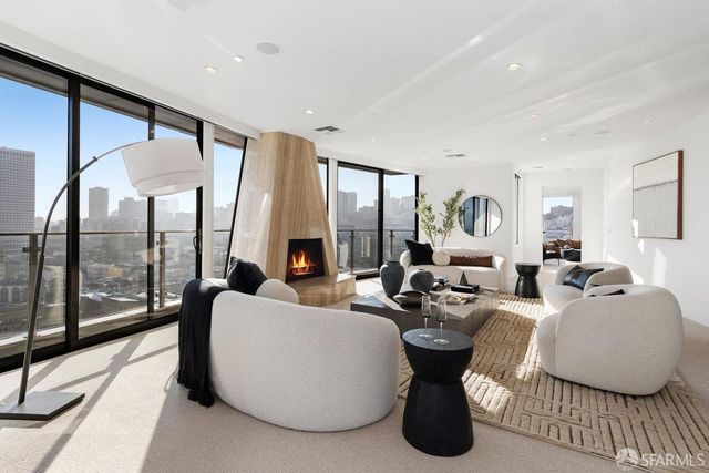 455 Vallejo Street PH7, San Francisco, CA 94133