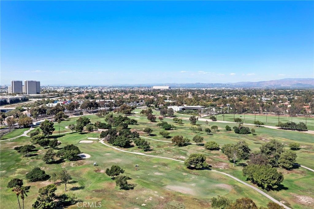 Image 32 of property listing at 18 Navarre 133, Irvine, CA 92612