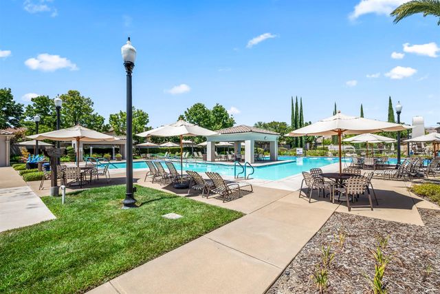 2381 Rose Arbor Dr, Sacramento, CA 95835