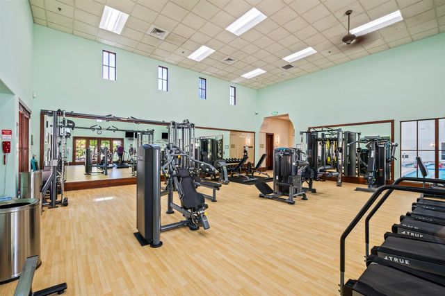 2381 Rose Arbor Dr, Sacramento, CA 95835