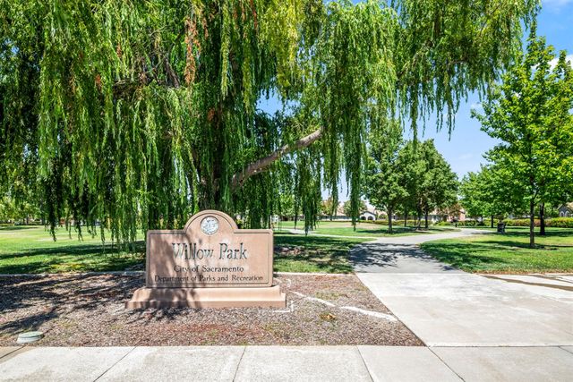 2381 Rose Arbor Dr, Sacramento, CA 95835