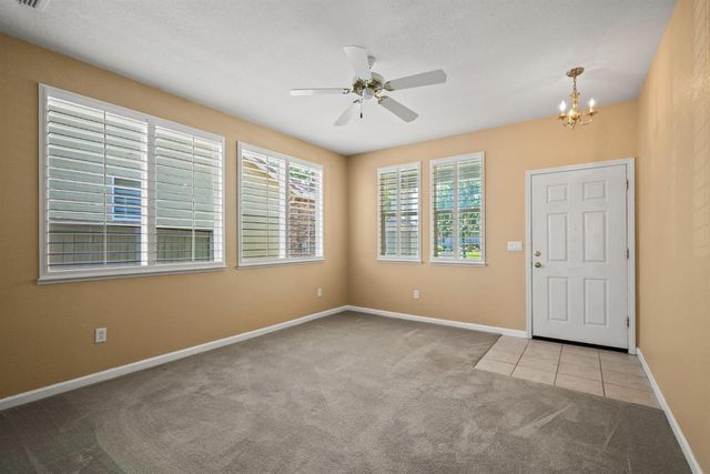 2381 Rose Arbor Dr, Sacramento, CA 95835