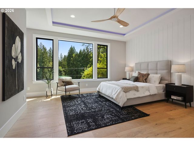 15370 TWIN FIR Rd, Lake Oswego, OR 97035