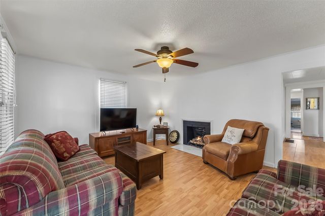 110 Garrison Road, Morganton, NC 28655