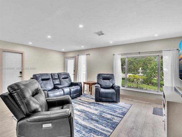 9960 NW 23rd St Room Rental, Coral Springs, FL 33065