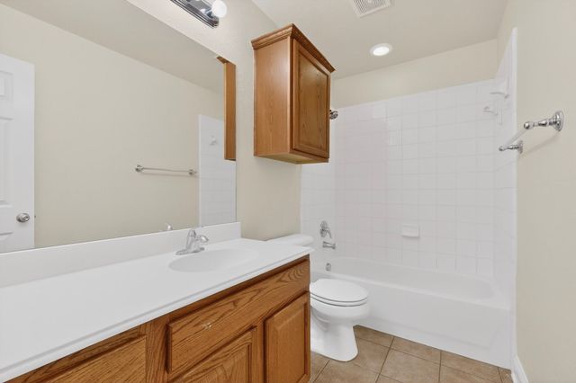 401 Champions Court, Crandall, TX 75114