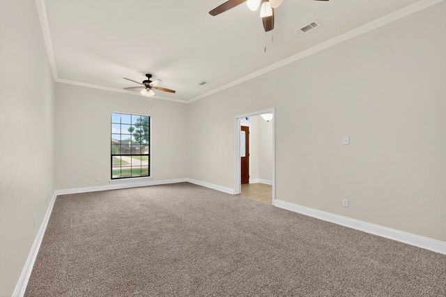 401 Champions Court, Crandall, TX 75114