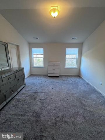 2429 DRAKE LN, Fredericksburg, VA 22408