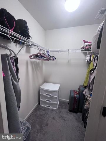 2429 DRAKE LN, Fredericksburg, VA 22408